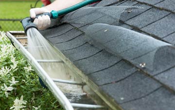 Harpenden Common gutter cleaning costs